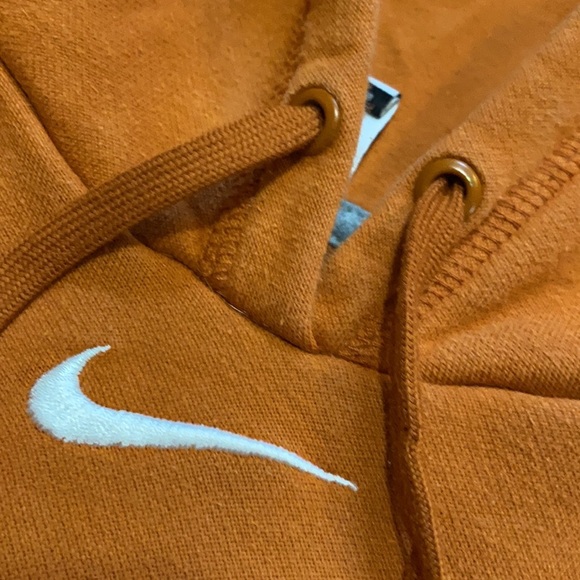 2010 Nike Center Swoosh Hoodie - Picture 3 of 4